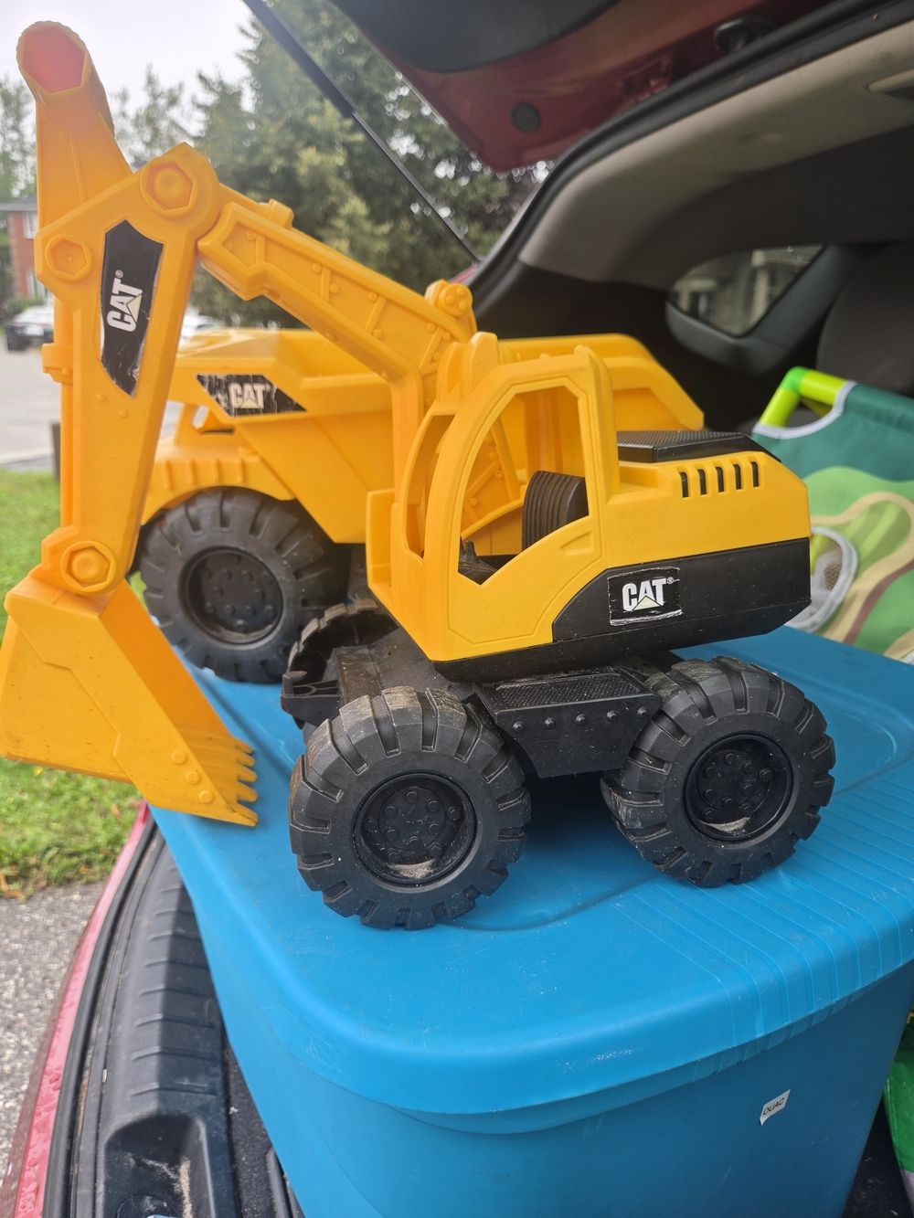 Yellow & Black Excavator Toy - Kids Construction Trucks